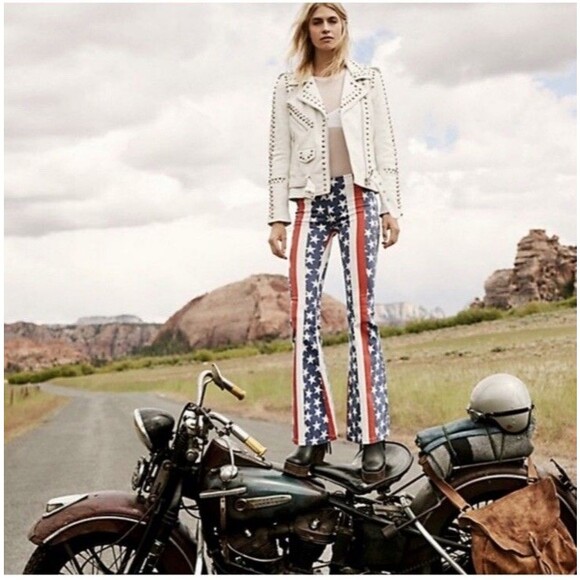 Free People We The Free Stars And Stripes Flare Jeans Sz 26. - Picture 2 of 16